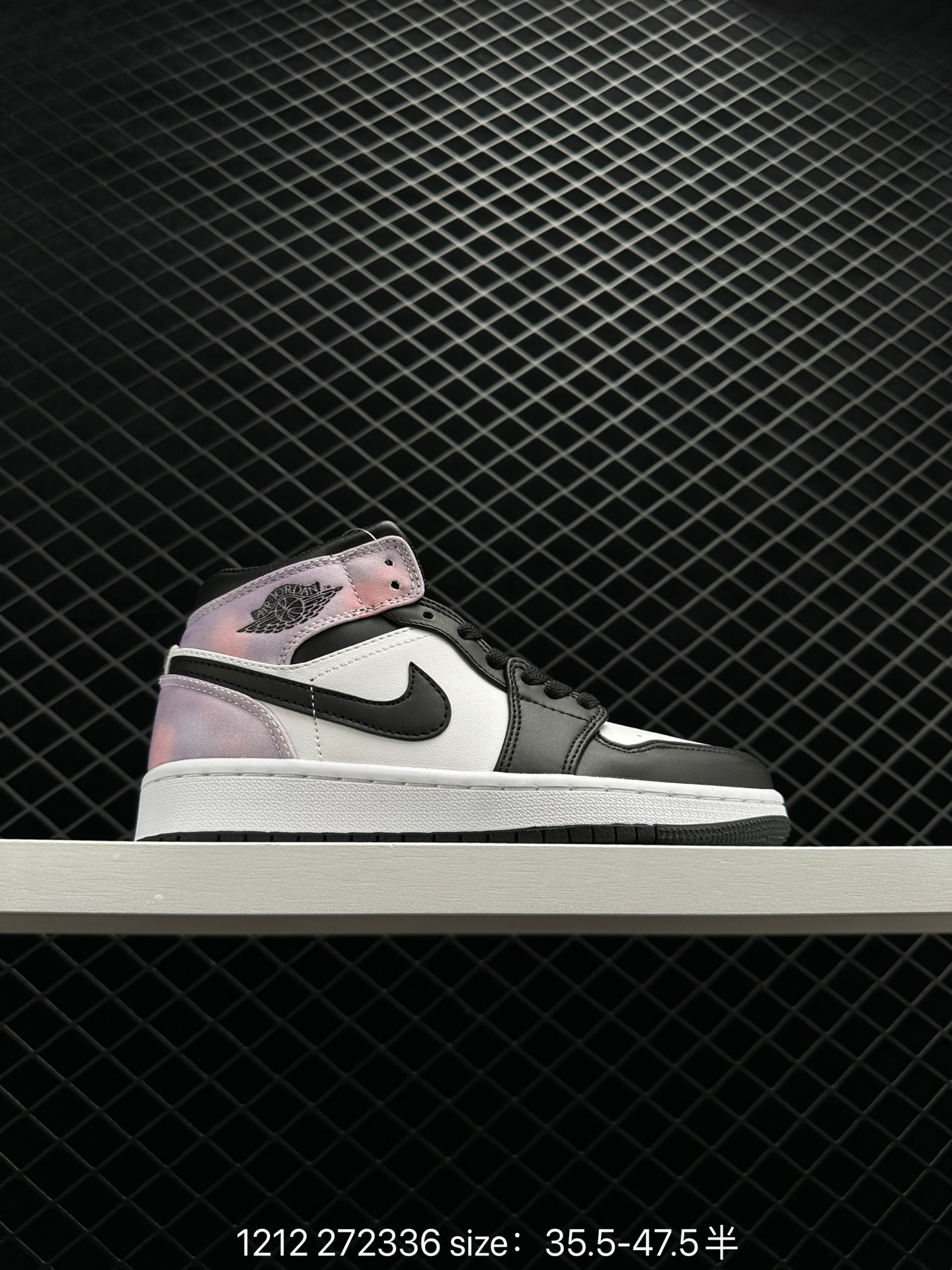 Air Jordan 1 Mid“Light Smoke Grey”
